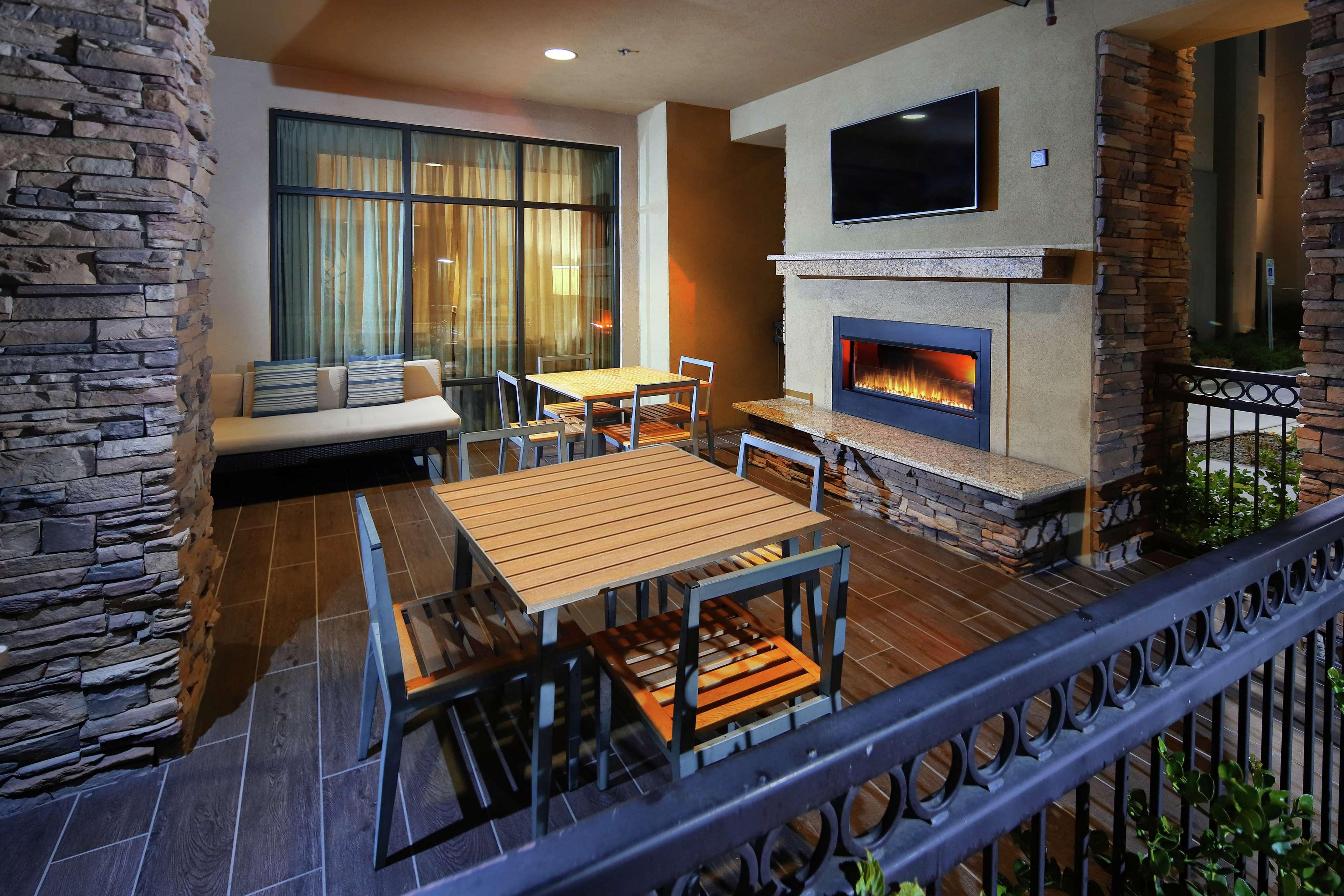 Hampton Inn & Suites Phoenix/Tempe Udogodnienia zdjęcie